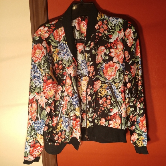 Light Jacket - Picture 1 of 1